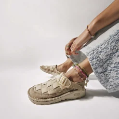 Sale Chaco Women's Canyon Woven Clog Shadow