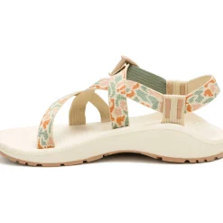 Discount Chaco Women's Z/Cloud Adjustable Strap Wide-Width Cushioned Sandal Pebble Sage